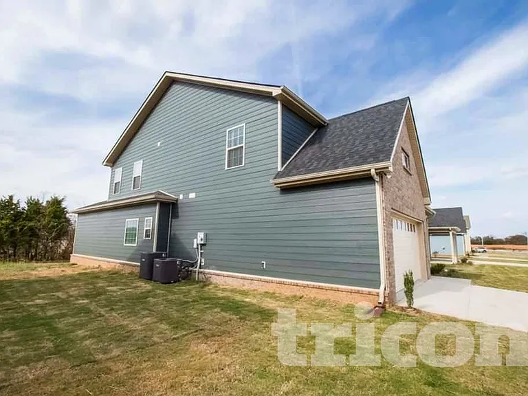 1509 Burrows Ave — Photo 15