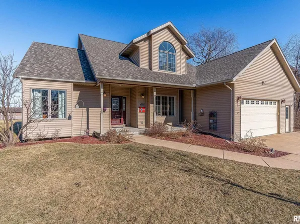 1062 Lakeview Rd S, Dahinda, IL 61428