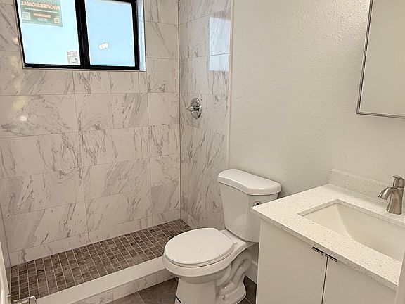 4th image of 600 NE 142nd St #14