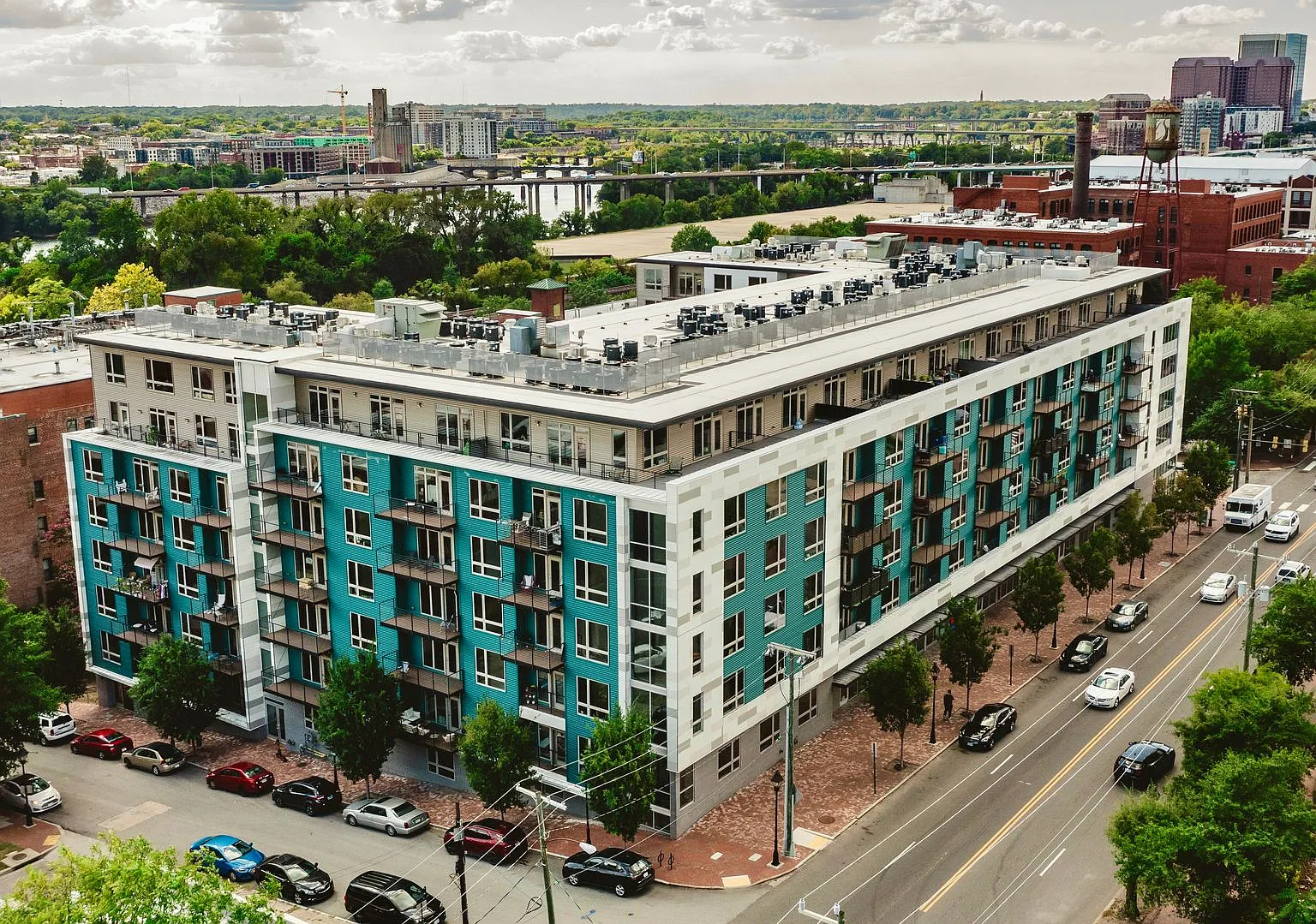 Main2525 — Photo 2