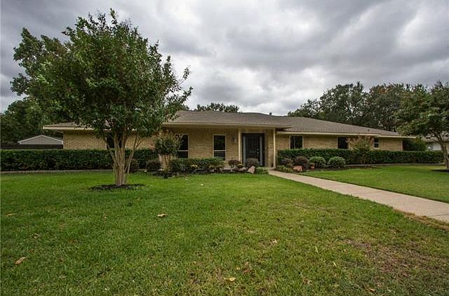 1st image of 4366 Fawnhollow Dr