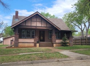 310 Nebraska Ave, Ellsworth, KS 67439