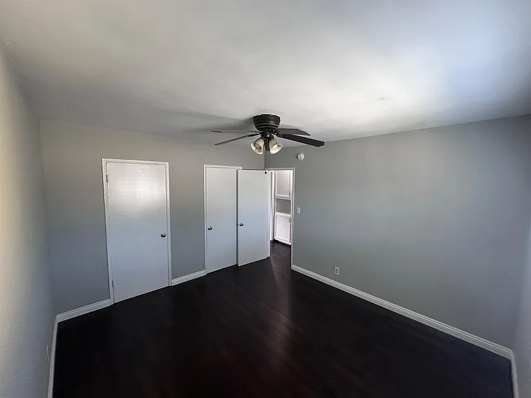 7521 Norton Ave #6 — Photo 10