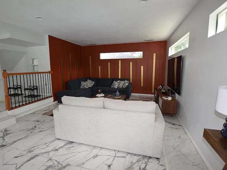 924 Boardman St — Photo 18