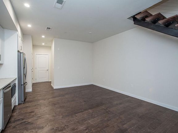 Kitchen/Dining & Entry/Powder Room