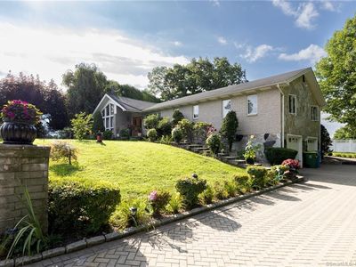 37 Erma Drive, Waterbury, CT, 06705