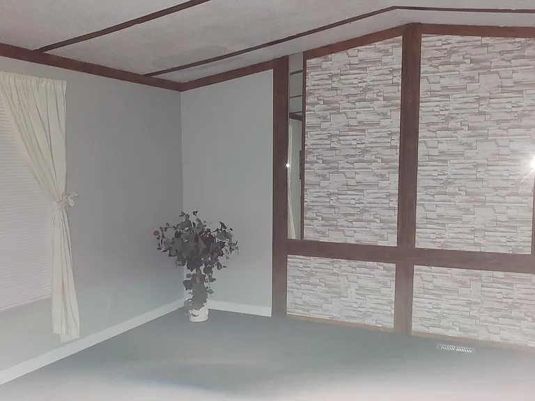 10975 Log Rd — Photo 7