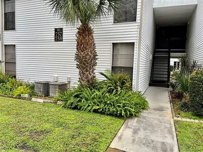 758 Haven Pl