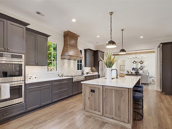 5th image of 2446 Allelon Woods Dr