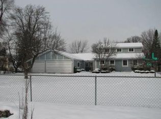 9378 Waltham St, White Lake, MI 48386