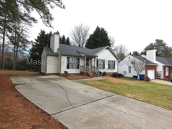 3rd image of 3004 Dahlgreen Rd