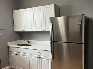6441 19th St #8, Berwyn, IL 60402