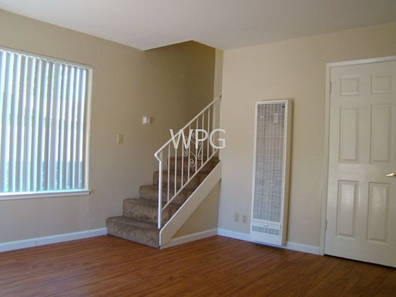 3rd image of 713 Golden Oak Dr APT 5