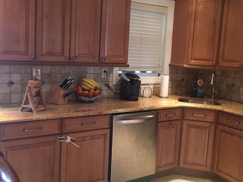 1st image of 2324 Mickle Ave