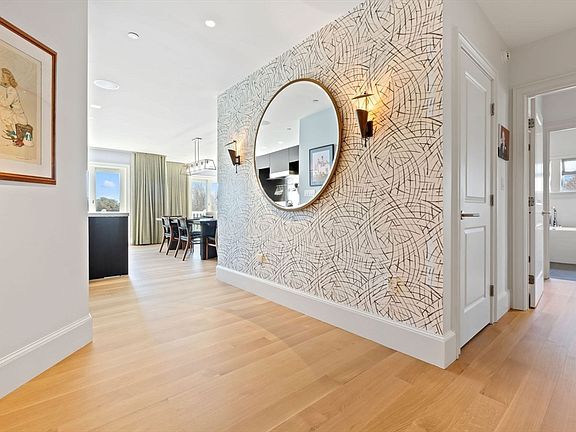 3rd image of 780 Craigville Beach Rd