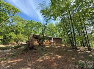 200 Little Wings Mountain Rd, Columbus, NC 28722