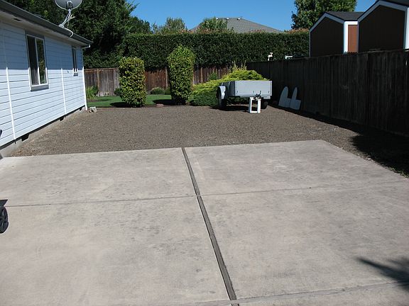 5th image of 128 Meadowbrook Dr
