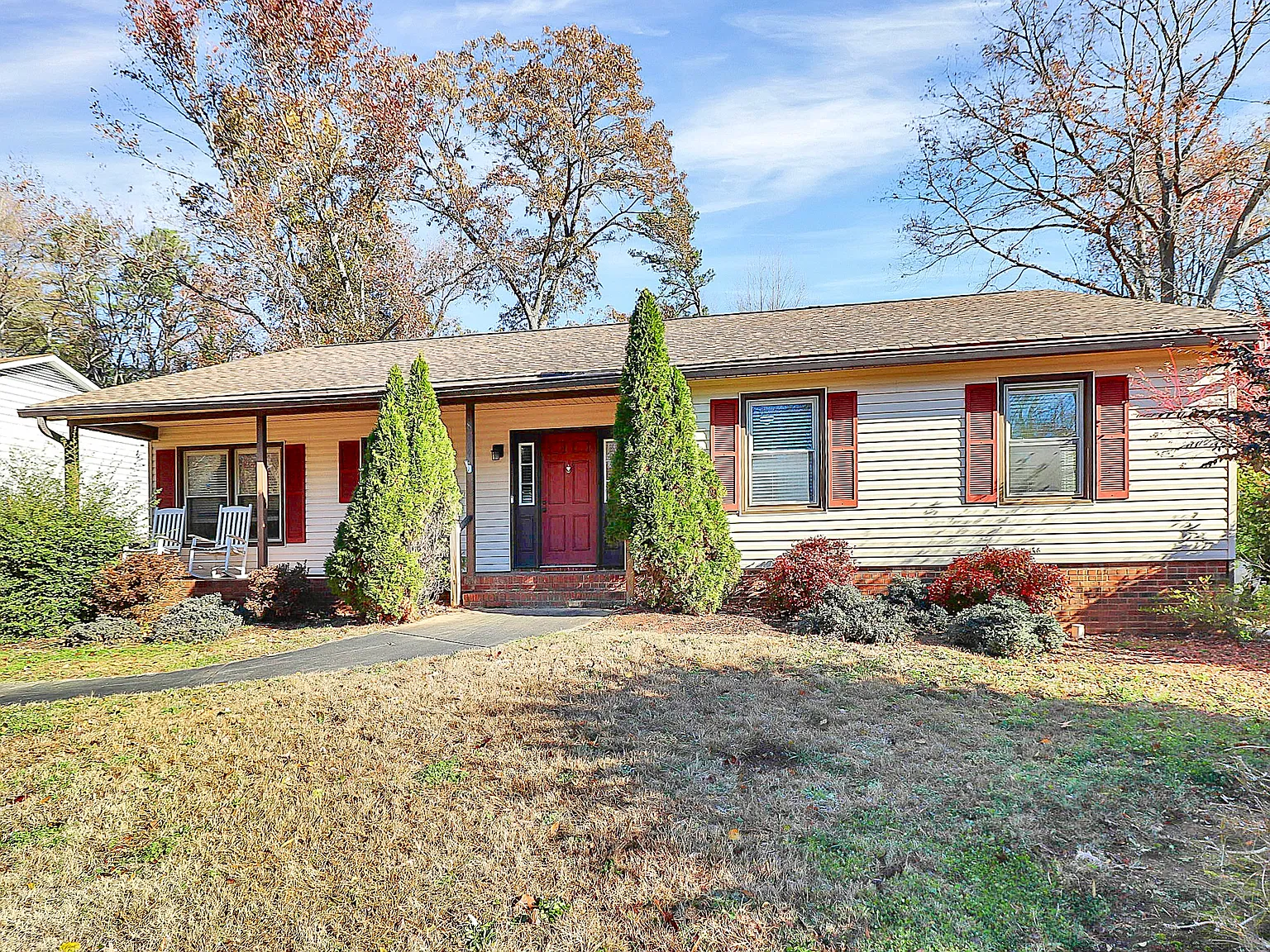 3 bed, 1928 sqft, $2,500 — Photo 1