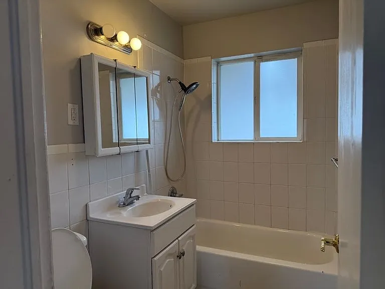 1238 E Crystal Ave — Photo 3