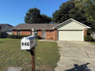940 Vonna Jo Cir, Pensacola, FL 32506