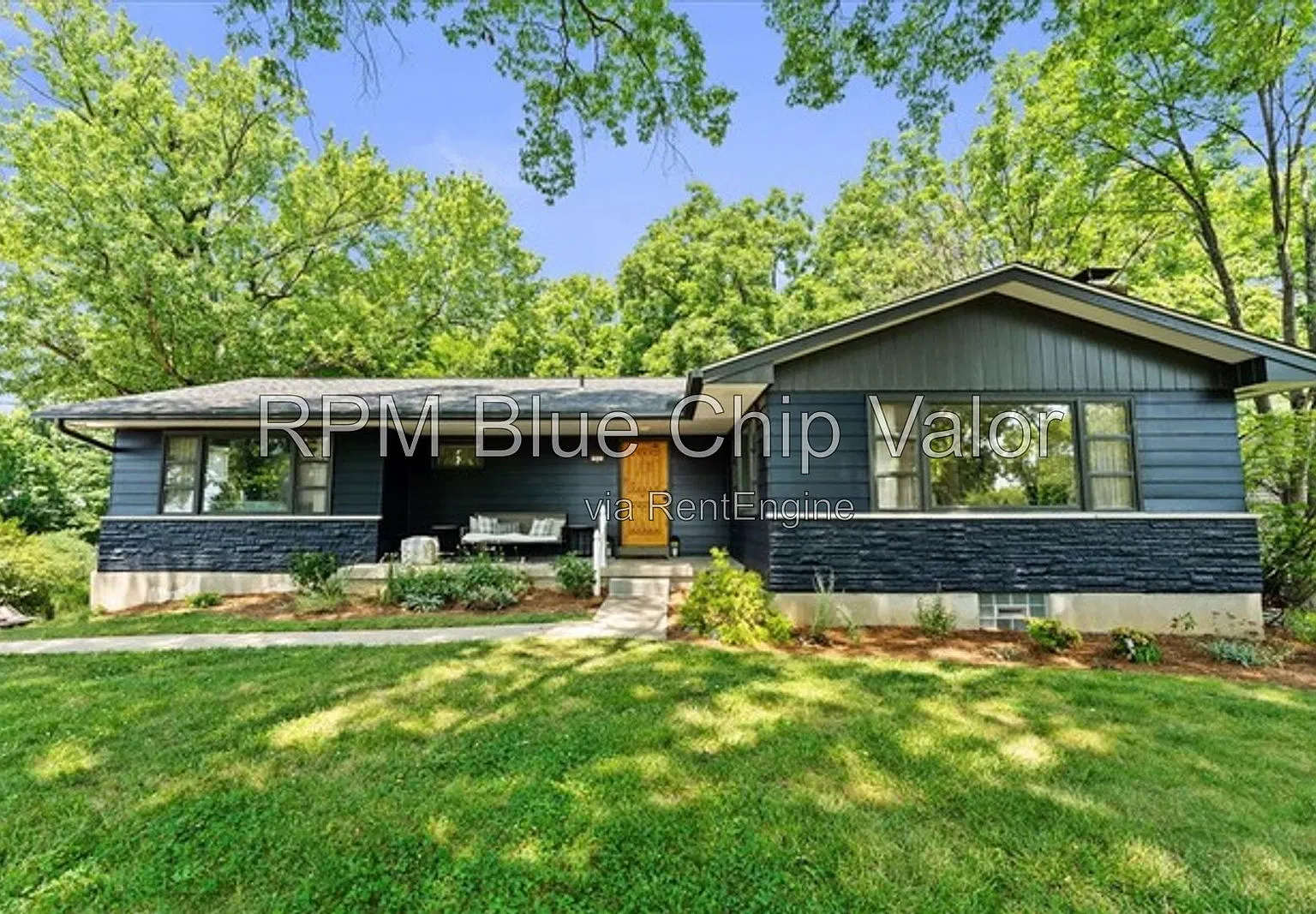 4 bed, 3.0 bath, 3175 sqft, $3,795 — Photo 1