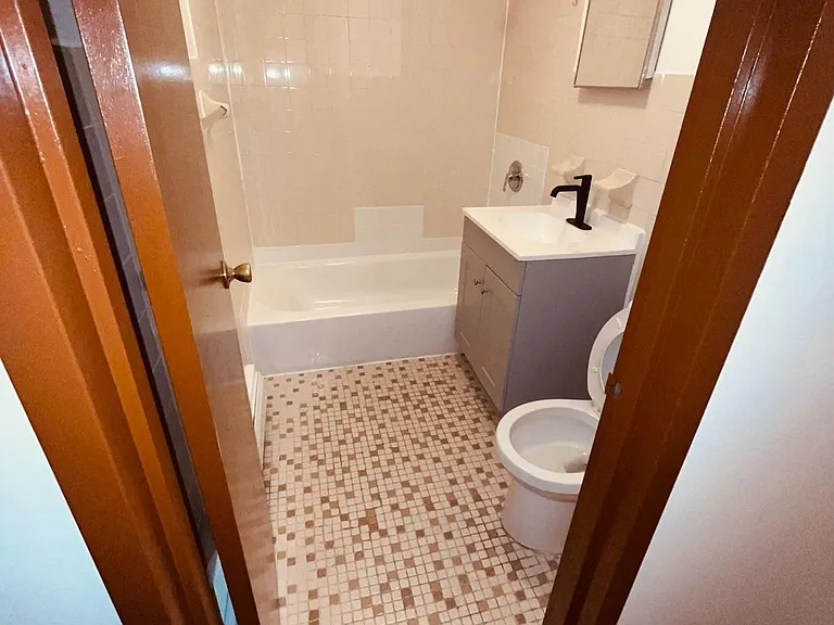 2150 5th Ave #3 — Photo 13