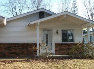 2482 Soundview Ct, Florissant, MO