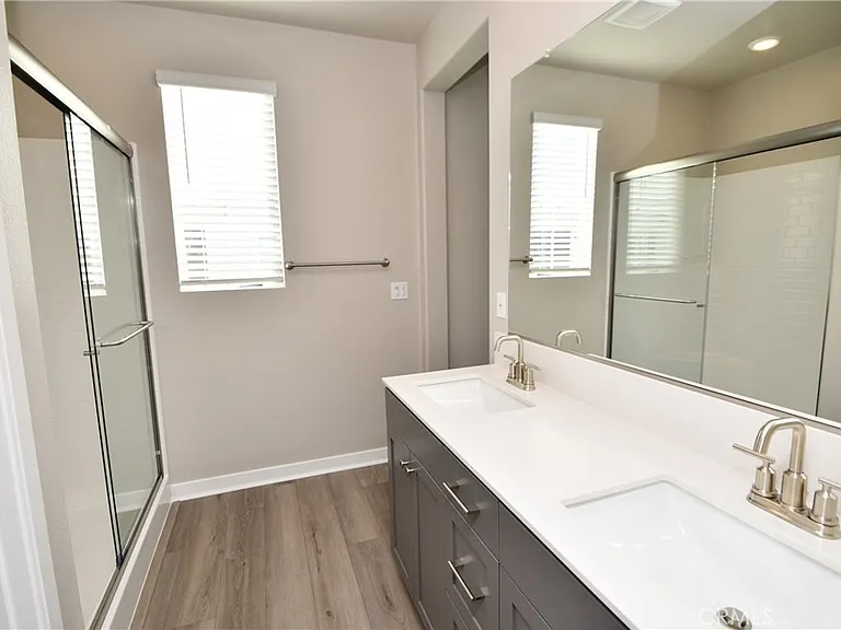 1487 Skyline Ln — Photo 14