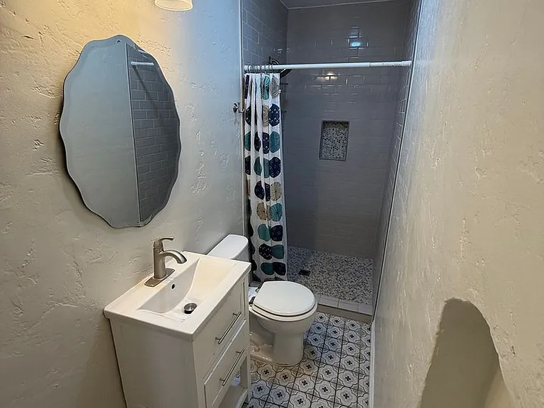 4601 Merrill Ave — Photo 18