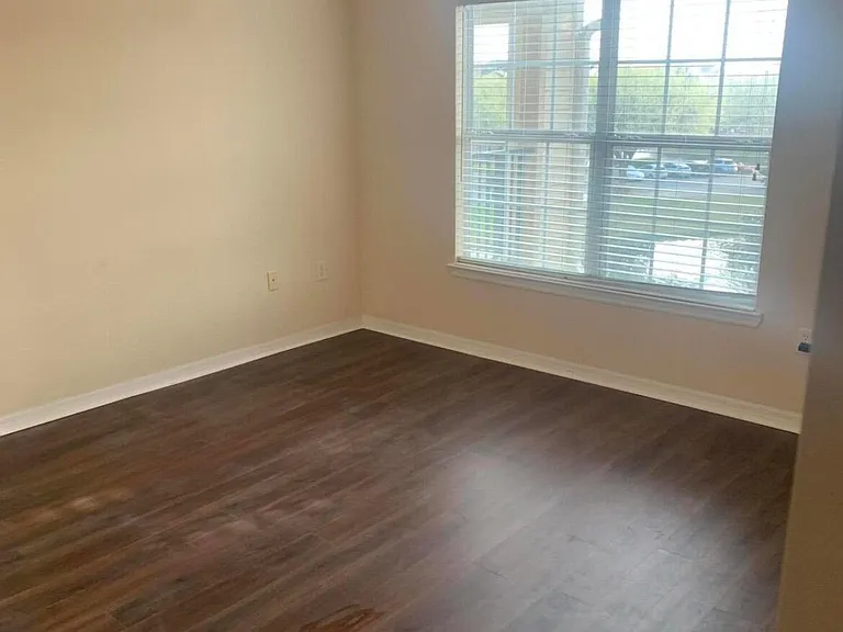 7800 Point Meadows Dr #731 — Photo 17