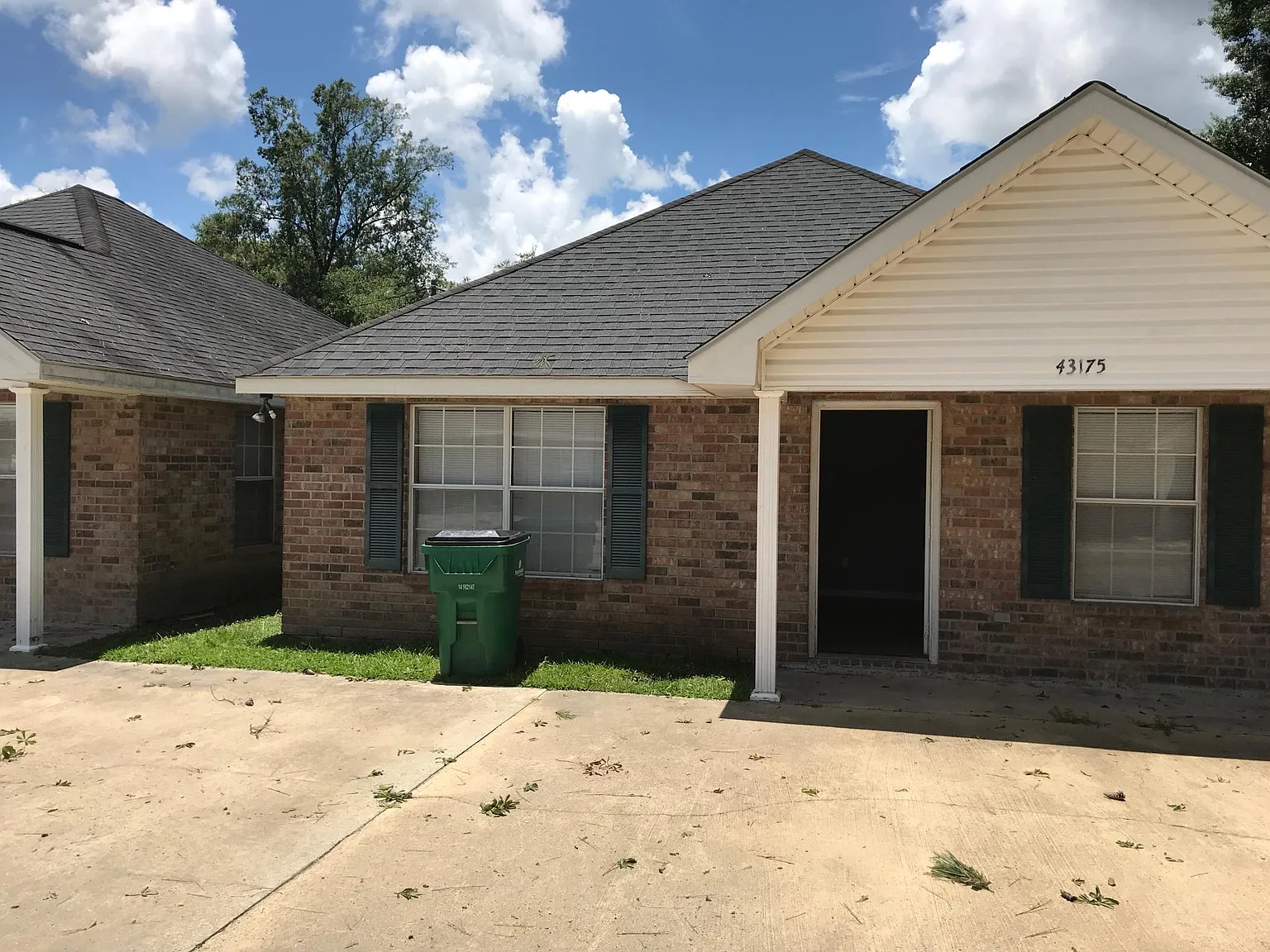 1 bed, 950 sqft, $995 — Photo 4