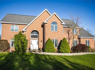 2011 Saint Ann Cmn, North Huntingdon, PA 15642