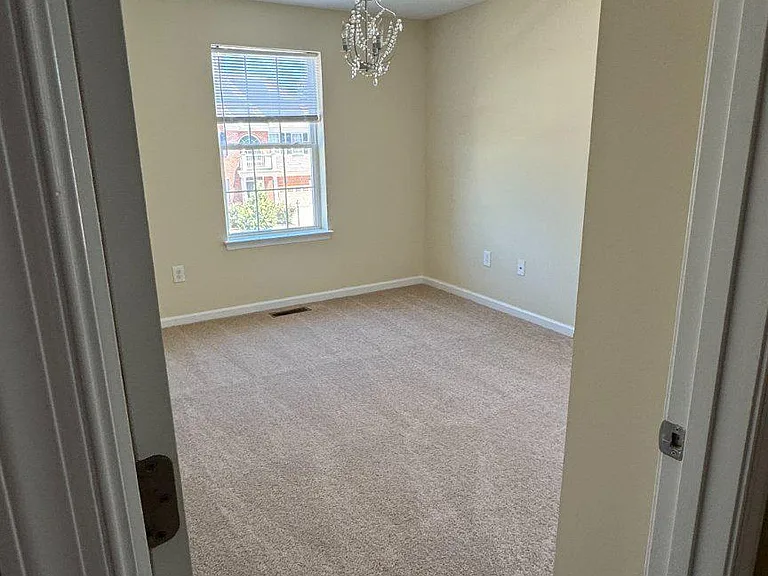 11151 Saint Christopher Dr — Photo 26