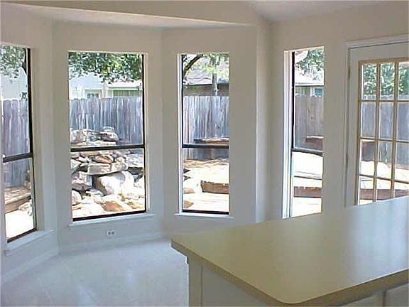 5th image of 13946 Dentwood Dr