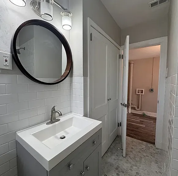 1715 Perry St #2-3-4 — Photo 8