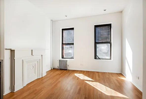 Rented by Bold New York | media 3