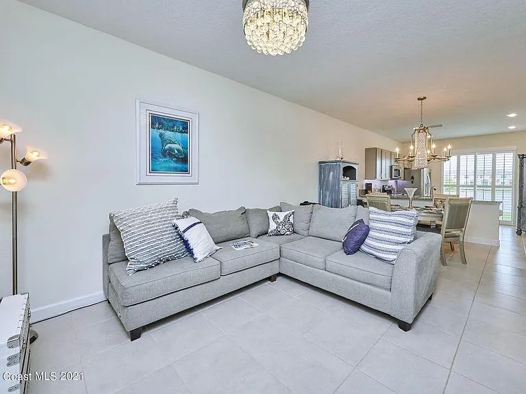 10068 W Villa Cir — Photo 4