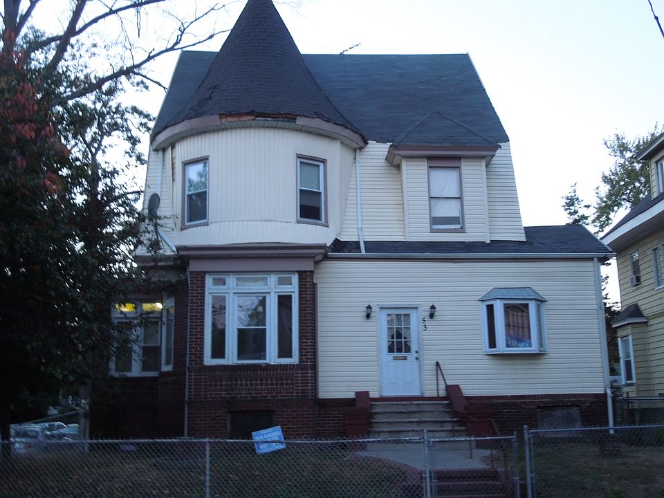 1st image of 53-55 Leslie St