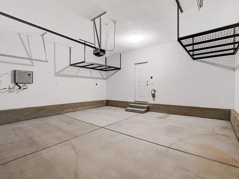 Elevate Townhomes — Photo 86