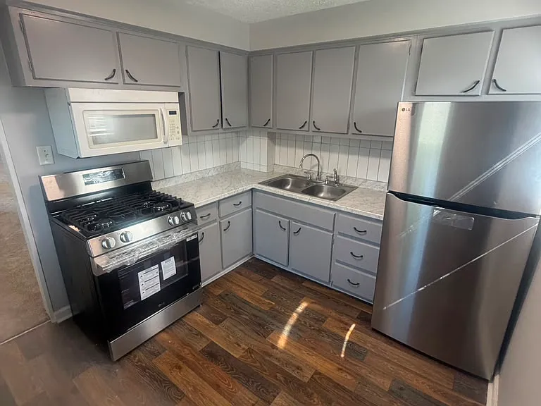 367 S Cole St — Photo 13