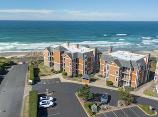 1125 NW Spring St APT A302, Newport, OR 97365