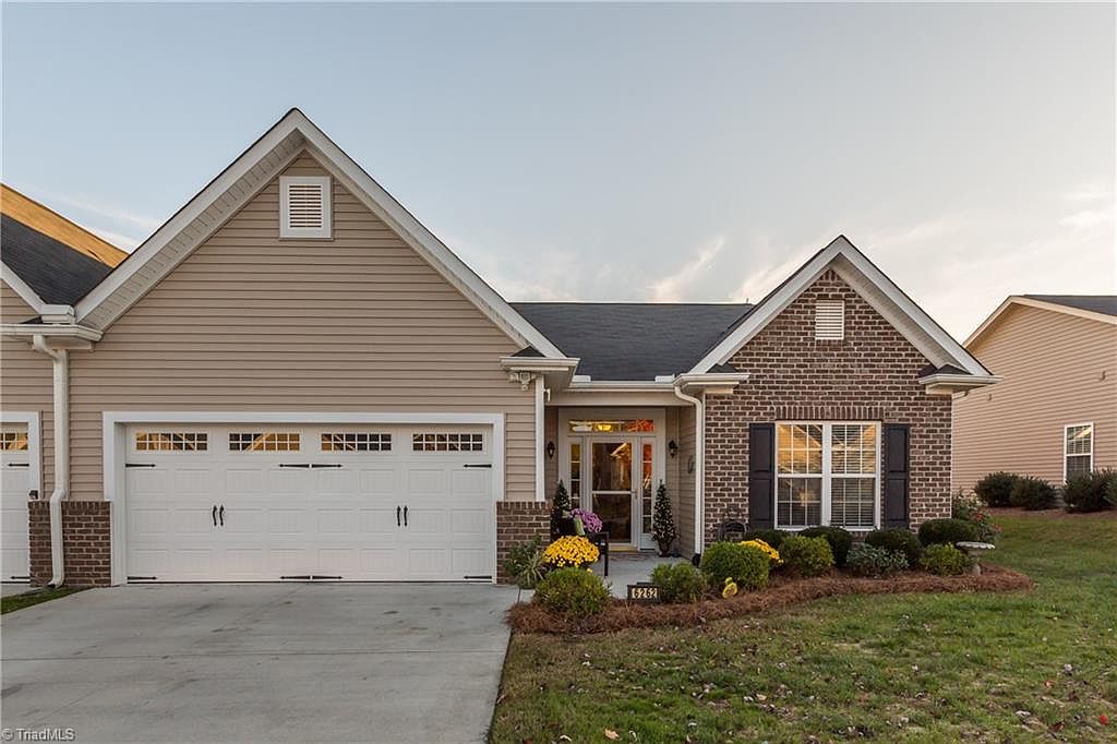 6262 Langdon Village Ct, Clemmons, NC 27012 Zillow