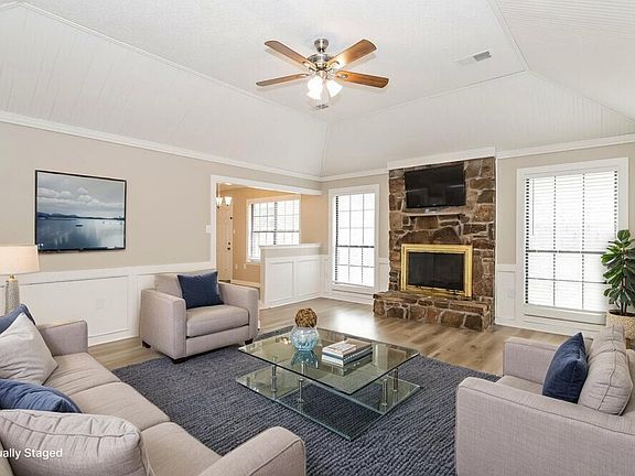 5th image of 8163 Cairn Dr