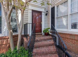 98 Mount Vernon Cir, Sandy Springs, GA 30338