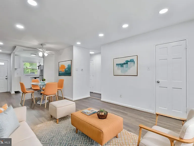 7634 Normandy Rd — Photo 10