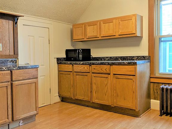 5th image of 3612 E Edgerton Ave