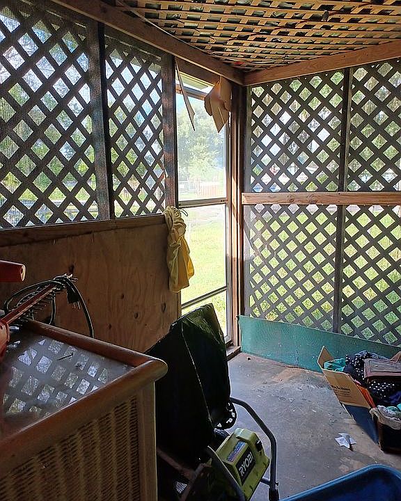 Porch area