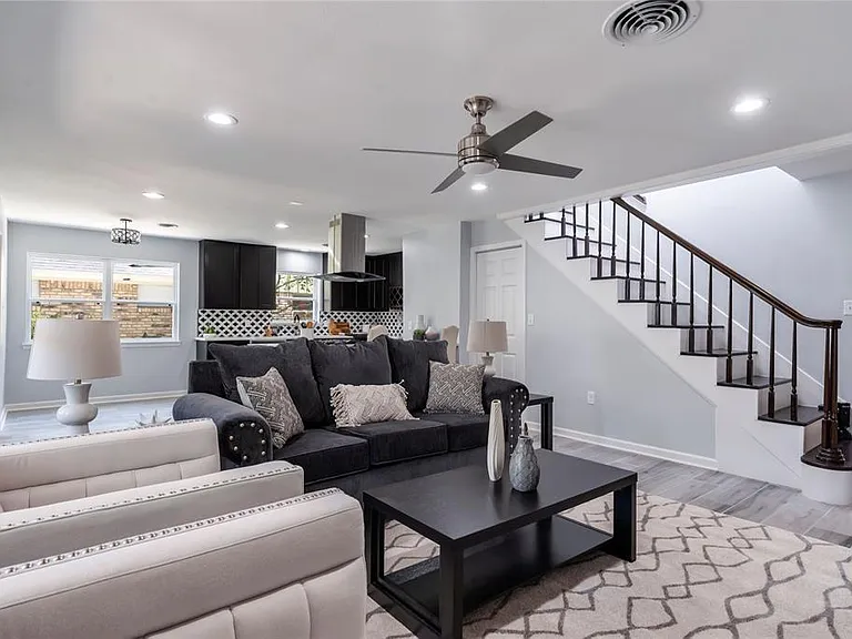 1747 Maux Dr — Photo 13