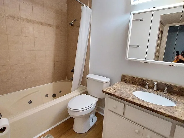 55 Vining Ct #204 — Photo 21