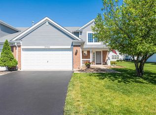 21540 Loch Ln, Crest Hill, IL 60403